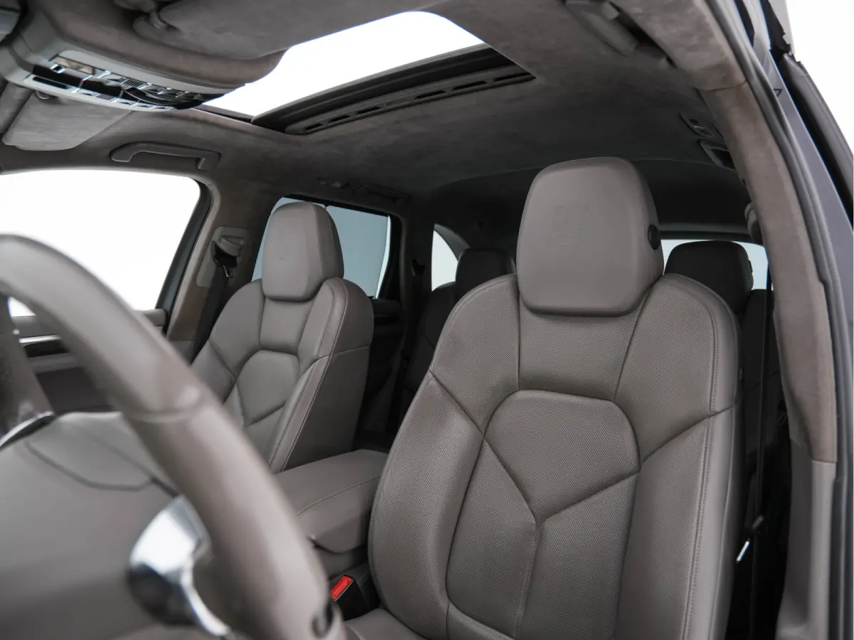 4.8 Turbo AWD Aut. *PANO | LEATHER | BURMESTER-SURROUND | BI-XENON | MEMORY-PACK | NAVI-FULLMAP | ADAPTIVE-CRUISE | AIR-SUSPENSION | CAMERA | SPORT-SEATS |  20''ALU*