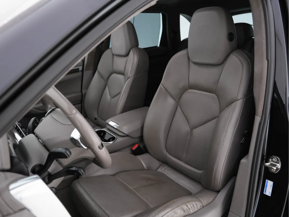 4.8 Turbo AWD Aut. *PANO | LEATHER | BURMESTER-SURROUND | BI-XENON | MEMORY-PACK | NAVI-FULLMAP | ADAPTIVE-CRUISE | AIR-SUSPENSION | CAMERA | SPORT-SEATS |  20''ALU*