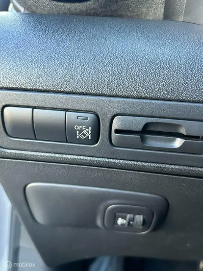 1.2 96kw/Plus/navi/nog fabrieksgarantie