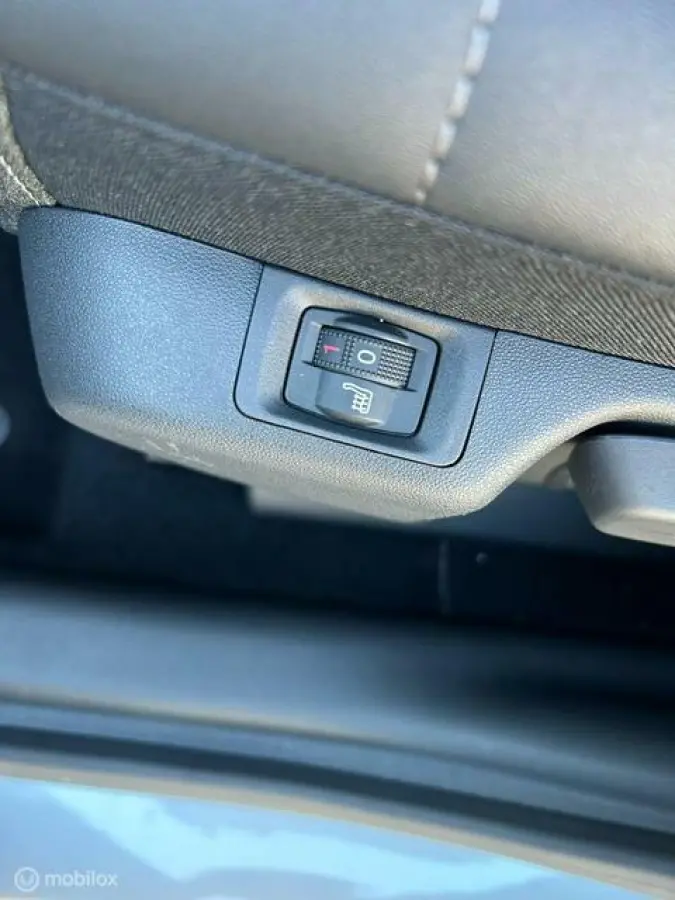 1.2 96kw/Plus/navi/nog fabrieksgarantie