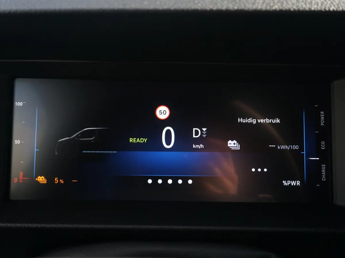 Electric L3 50 kWh | 0% rente | 8 jaar garantie | Apple Carplay | achteruitrijcamera | RAL1032