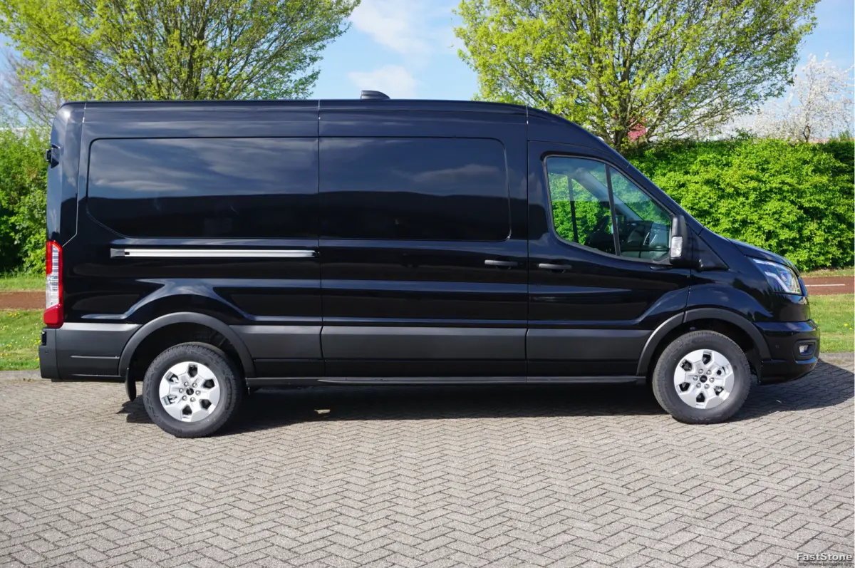350L L3H2 Limited AUT-8 165PK BPM VRIJ Navi, Adap. Cruise, 360° Cam, Trekhaak, Xenon!! NR. 275