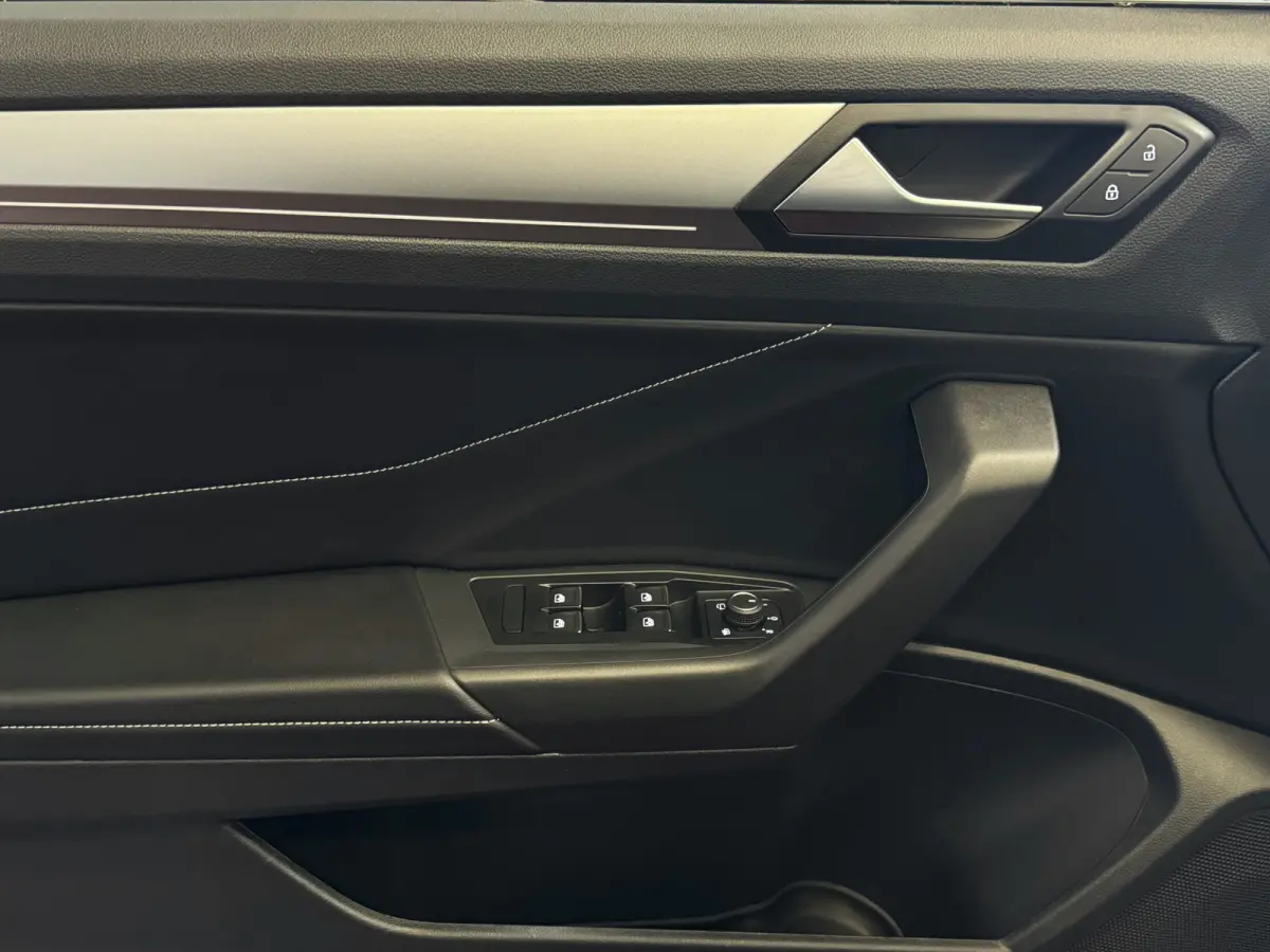 TSI 110 PK NAVI IQ.LED STOEL/STUUR.VERW DAB ADAP.CRUISE VIR.COCKPIT CARPLAY ✅Top Auto's Wijchen. 30 Jaar Specialist in Volkswagen  : Alle Type's : R-Line Edition / Style / First Edition / 