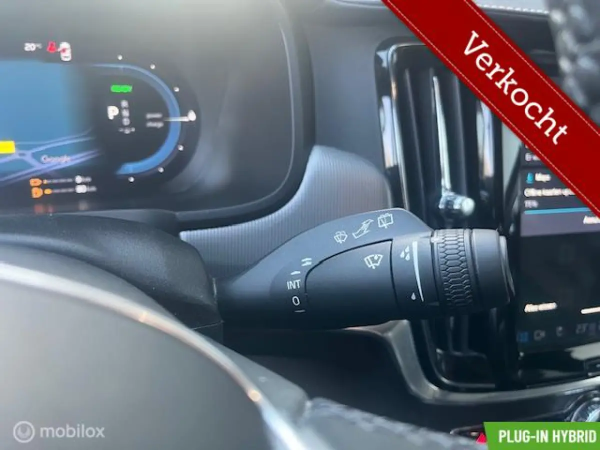 2.0 T6 AWD R-DESIGN PHEV | GOOGLE NAV | PANO | VOL