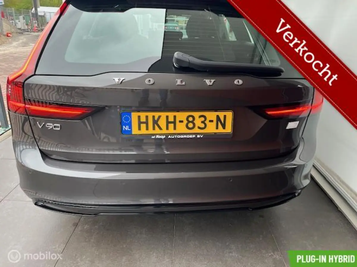 2.0 T6 AWD R-DESIGN PHEV | GOOGLE NAV | PANO | VOL