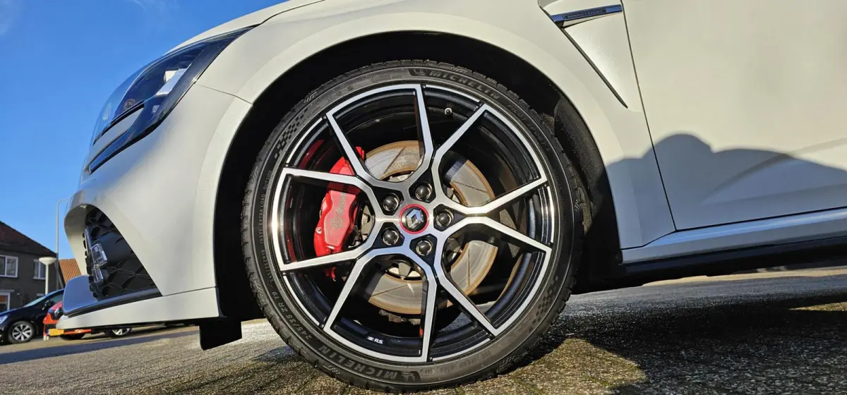 1.8 TCe 300 RS Trophy