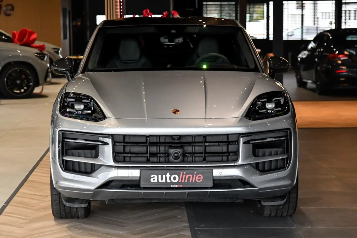 3.0 E-Hybrid. GT Pakket. Carbon, Leder, Softcl, Luchtv, BTW, ACC, 360, 18 Weg, Trekh, Bose, Keyless, Stuurvw