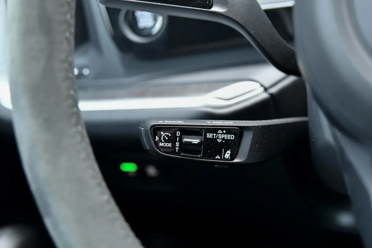 3.0 E-Hybrid. GT Pakket. Carbon, Leder, Softcl, Luchtv, BTW, ACC, 360, 18 Weg, Trekh, Bose, Keyless, Stuurvw