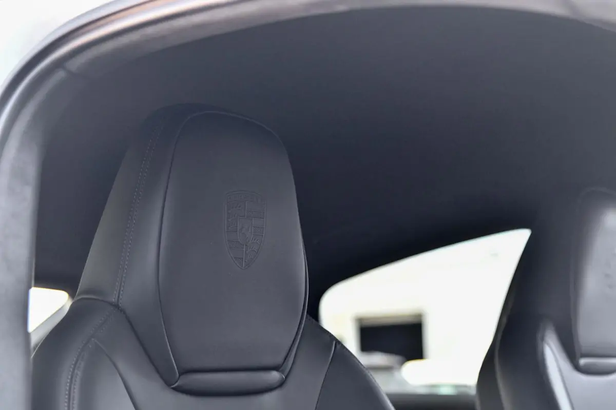 3.0 E-Hybrid. GT Pakket. Carbon, Leder, Softcl, Luchtv, BTW, ACC, 360, 18 Weg, Trekh, Bose, Keyless, Stuurvw