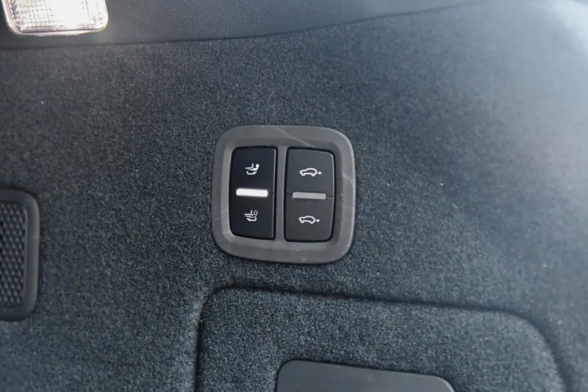 3.0 E-Hybrid. GT Pakket. Carbon, Leder, Softcl, Luchtv, BTW, ACC, 360, 18 Weg, Trekh, Bose, Keyless, Stuurvw
