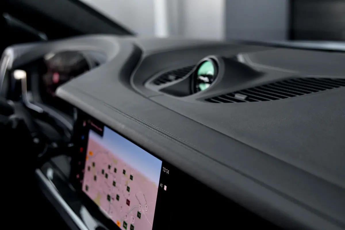 3.0 E-Hybrid. GT Pakket. Carbon, Leder, Softcl, Luchtv, BTW, ACC, 360, 18 Weg, Trekh, Bose, Keyless, Stuurvw