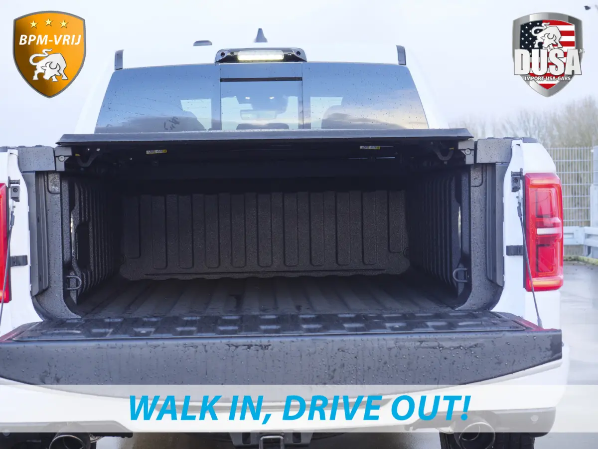 | 1500 | Limited | Night | 3.0L Twin-Turbo I6 | High Output | RAMBOX Massage stoelen | Passenger Display | RAMBOX Getoonde accessoires zijn verkrijgbaar tegen meerprijs