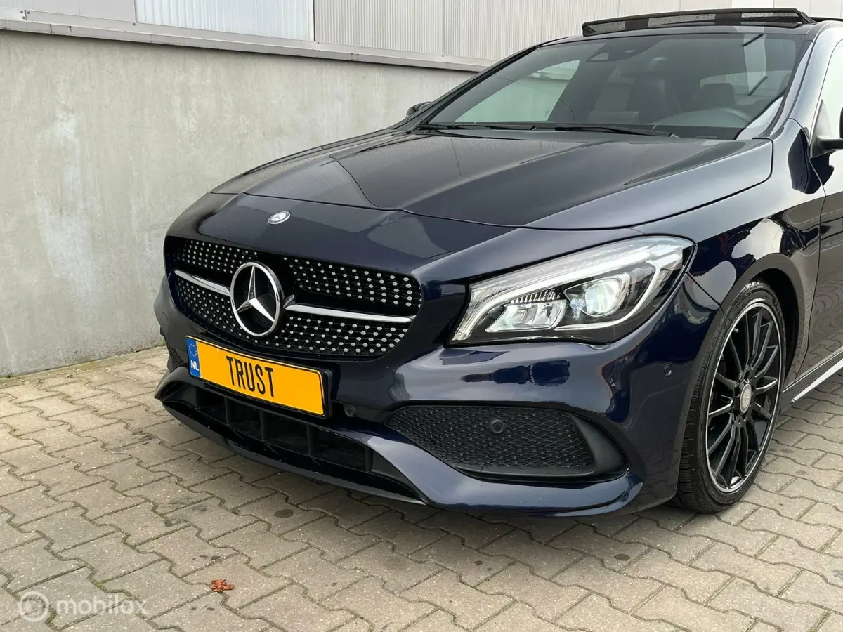 200 AMG PANO LED FACELIFT DYNAMIC AUT