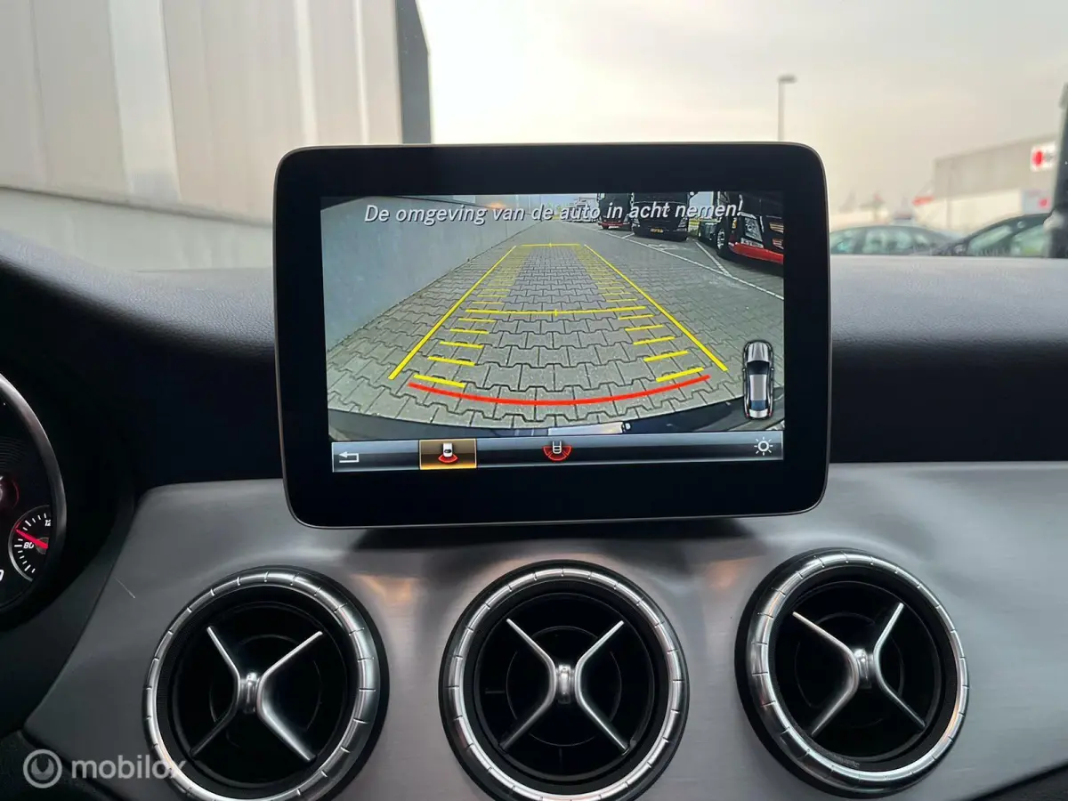 200 AMG PANO LED FACELIFT DYNAMIC AUT