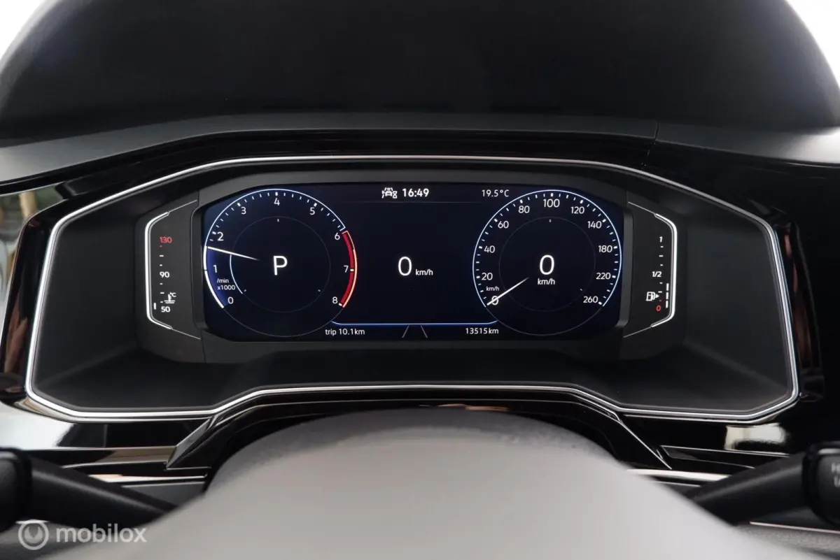 1.0 TSI 110PK R-Line led|cam|dab|virtueelcockpit|applecarplay|acc|lmv17