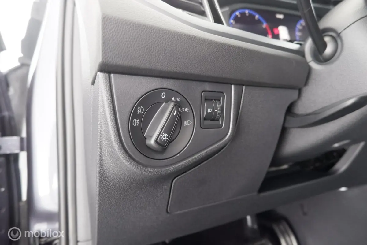 1.0 TSI 110PK R-Line led|cam|dab|virtueelcockpit|applecarplay|acc|lmv17