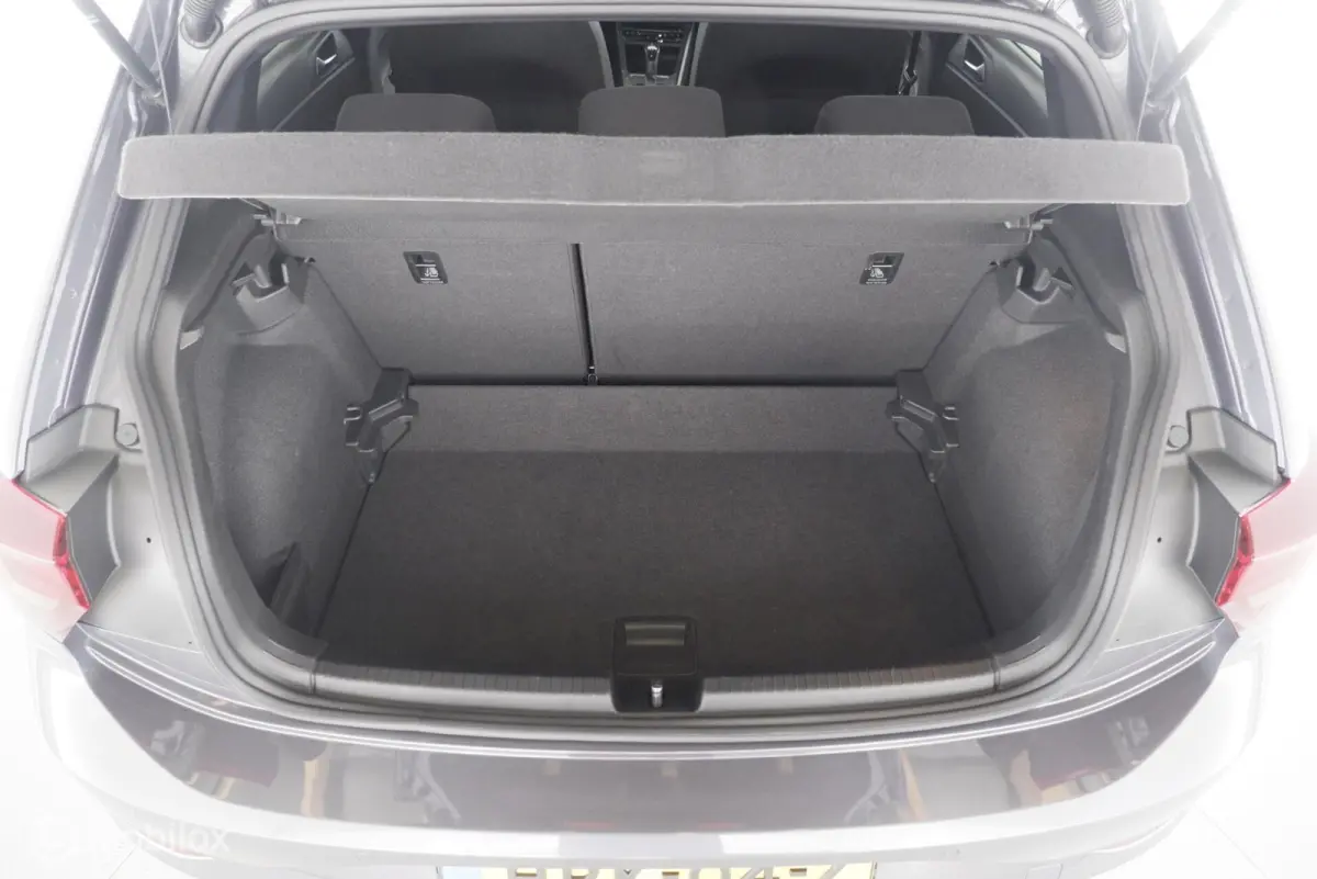 1.0 TSI 110PK R-Line led|cam|dab|virtueelcockpit|applecarplay|acc|lmv17