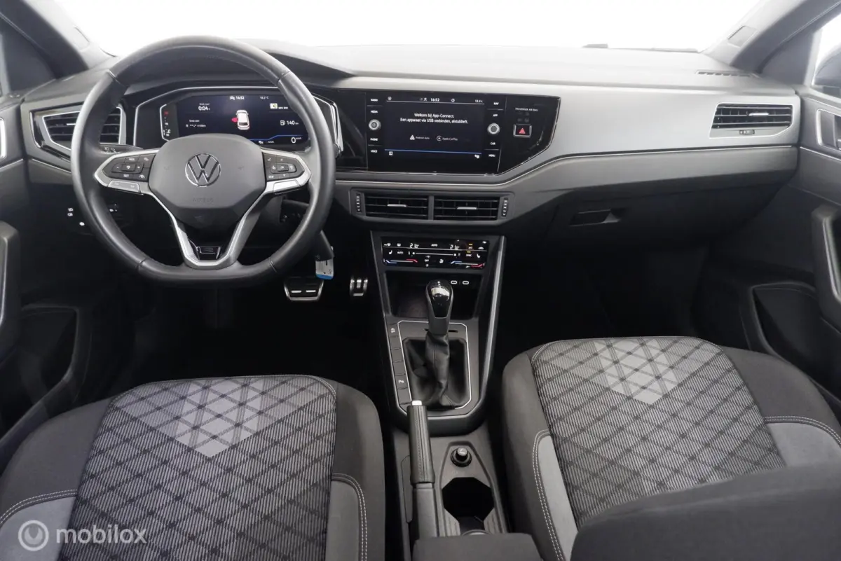1.0 TSI 110PK R-Line led|cam|dab|virtueelcockpit|applecarplay|acc|lmv17