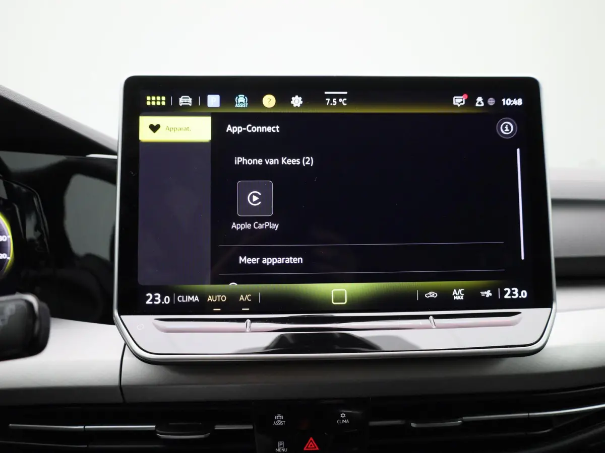 1.5 TSI Life Edition 116 PK | Navigatie | Apple Carplay draadloos | Camera | Ruiten getint | Keyless | 17" Lichtmetalen velgen | Android Auto draadloos | Parkeersensoren | LED Koplampen |