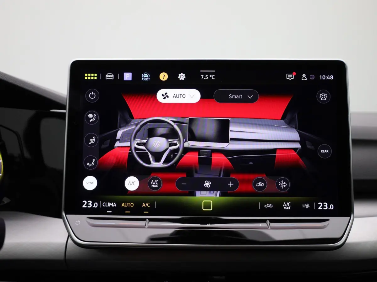 1.5 TSI Life Edition 116 PK | Navigatie | Apple Carplay draadloos | Camera | Ruiten getint | Keyless | 17" Lichtmetalen velgen | Android Auto draadloos | Parkeersensoren | LED Koplampen |