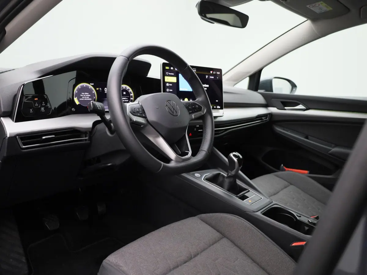 1.5 TSI Life Edition 116 PK | Navigatie | Apple Carplay draadloos | Camera | Ruiten getint | Keyless | 17" Lichtmetalen velgen | Android Auto draadloos | Parkeersensoren | LED Koplampen |