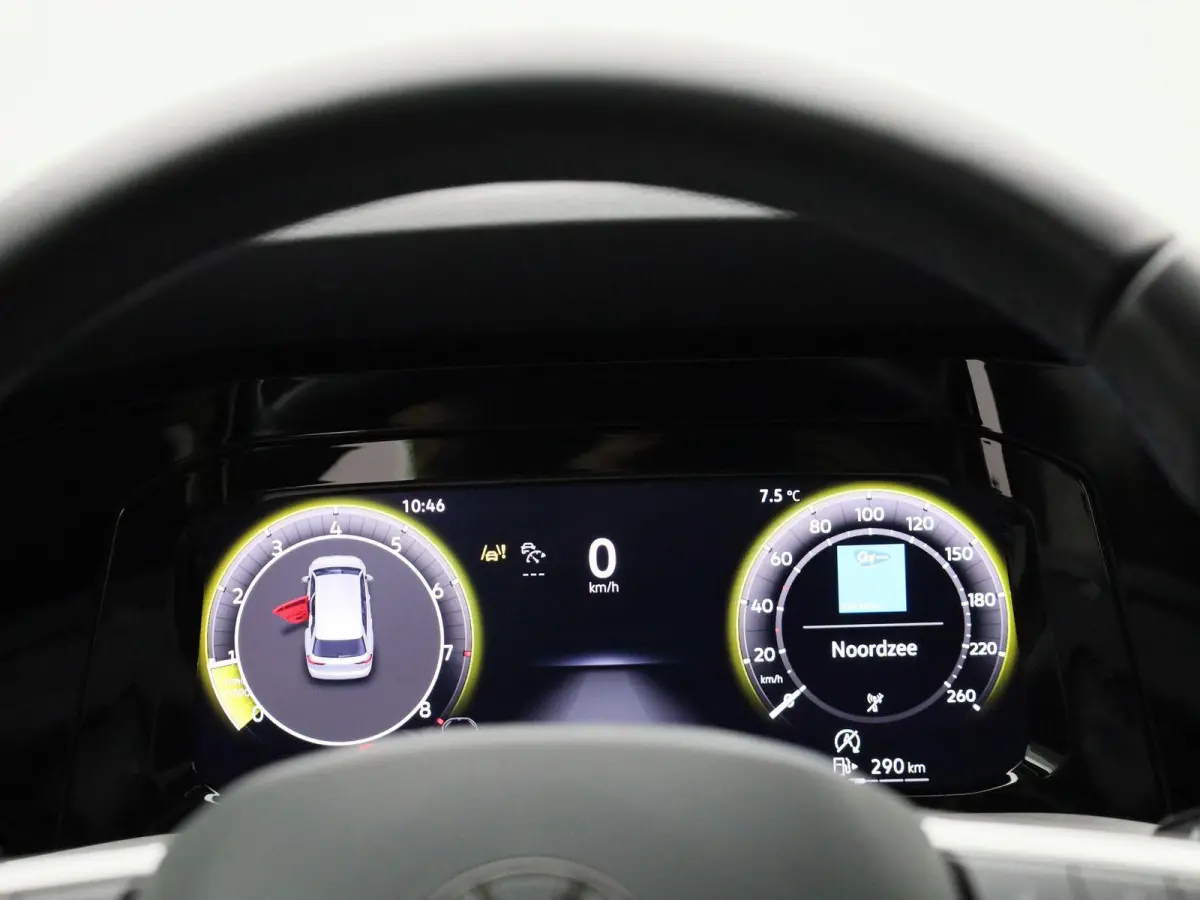 1.5 TSI Life Edition 116 PK | Navigatie | Apple Carplay draadloos | Camera | Ruiten getint | Keyless | 17" Lichtmetalen velgen | Android Auto draadloos | Parkeersensoren | LED Koplampen |