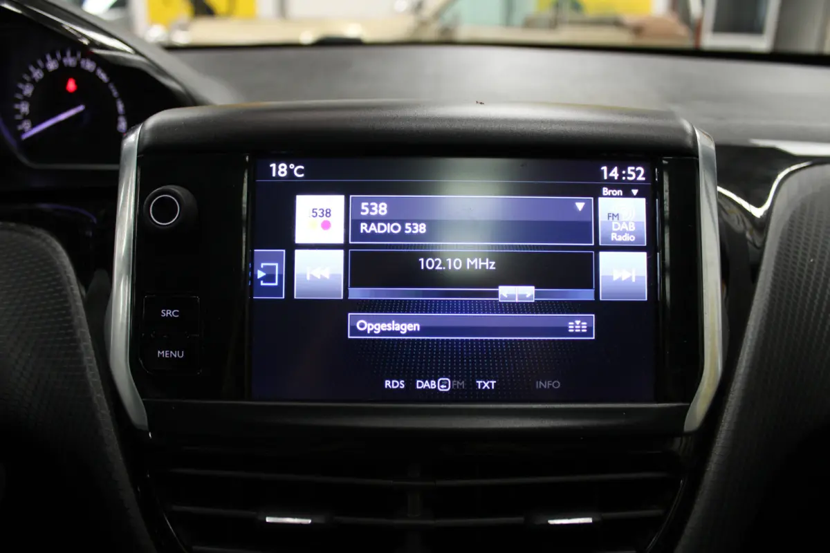 1.2 PureTech Blue Lion 89.687km NAP, Panoramadak, Navi