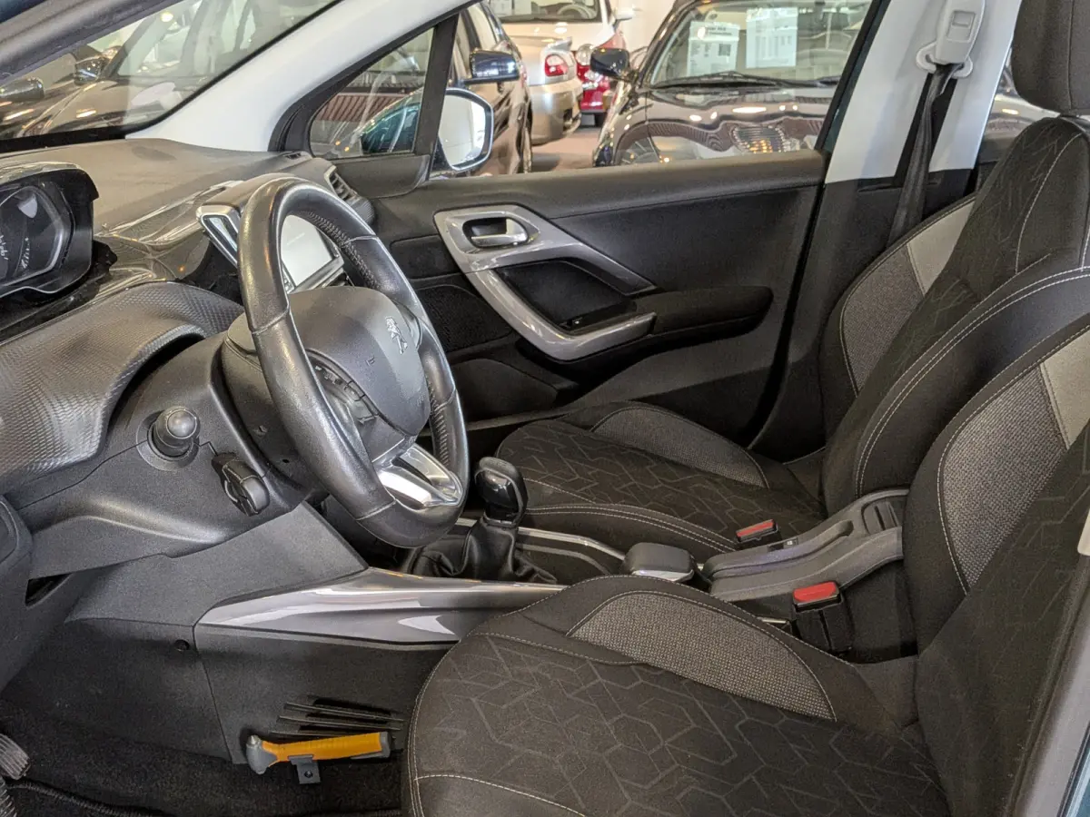 1.2 PureTech Blue Lion 89.687km NAP, Panoramadak, Navi