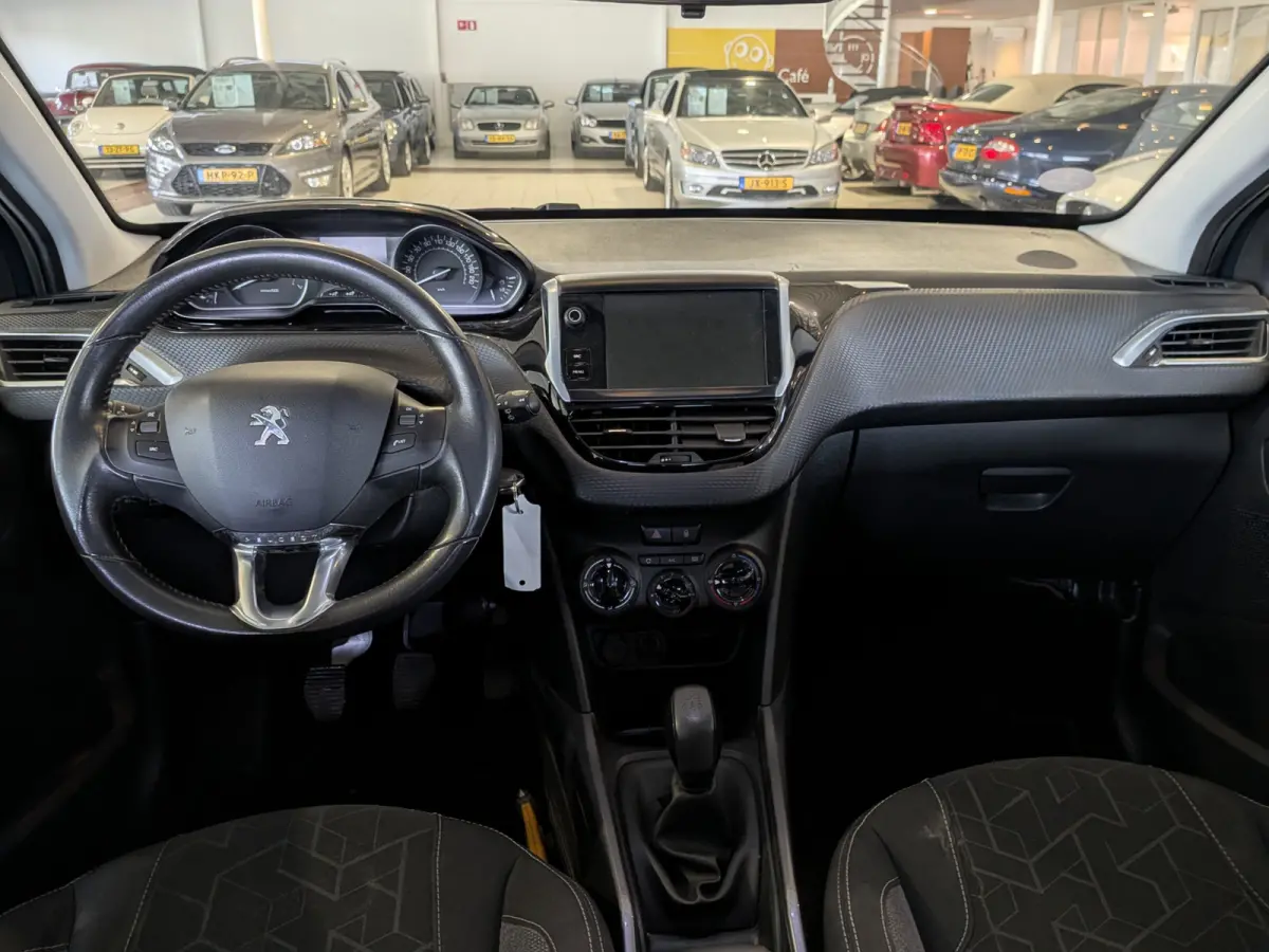 1.2 PureTech Blue Lion 89.687km NAP, Panoramadak, Navi