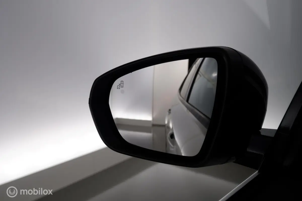 1.2 T automaat Business Elegance leder|winter|nav|360cam|lmv17