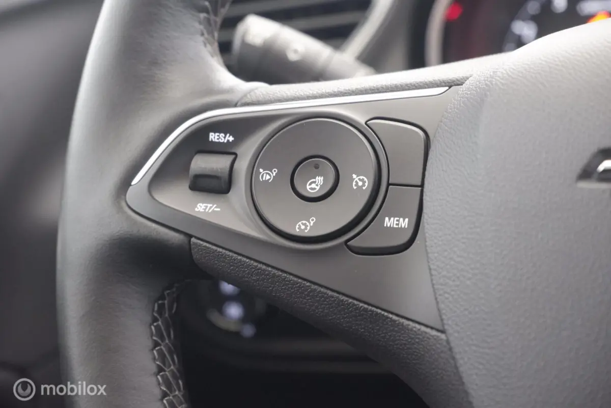 1.2 T automaat Business Elegance leder|winter|nav|360cam|lmv17