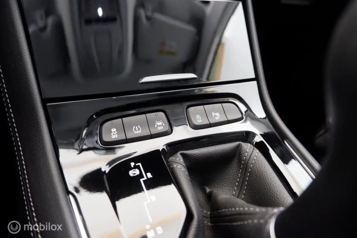 1.2 T automaat Business Elegance leder|winter|nav|360cam|lmv17