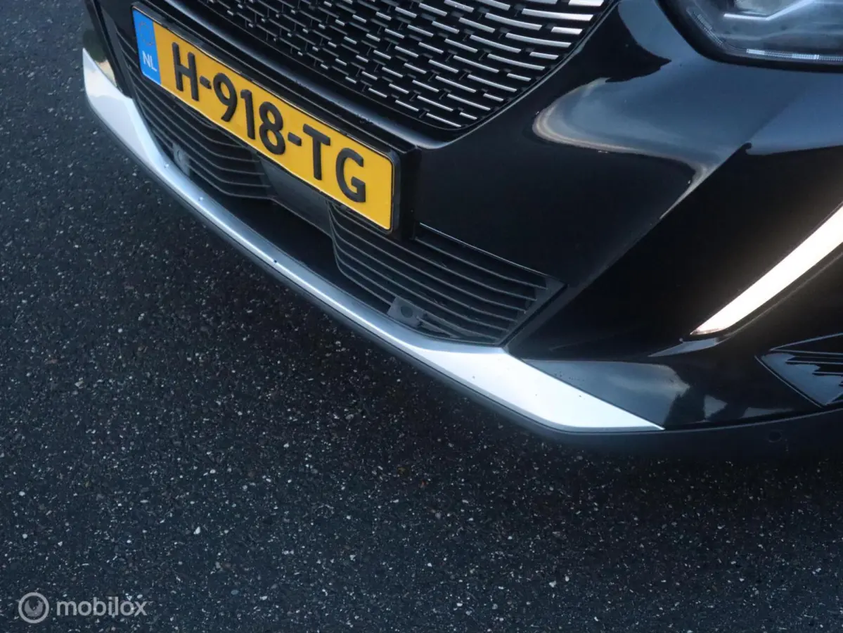 1.2 PT 131 PK H6 Allure Navi|Camera|3D Cockpit|LED|1/2Leer|Carplay|DonkerGlas