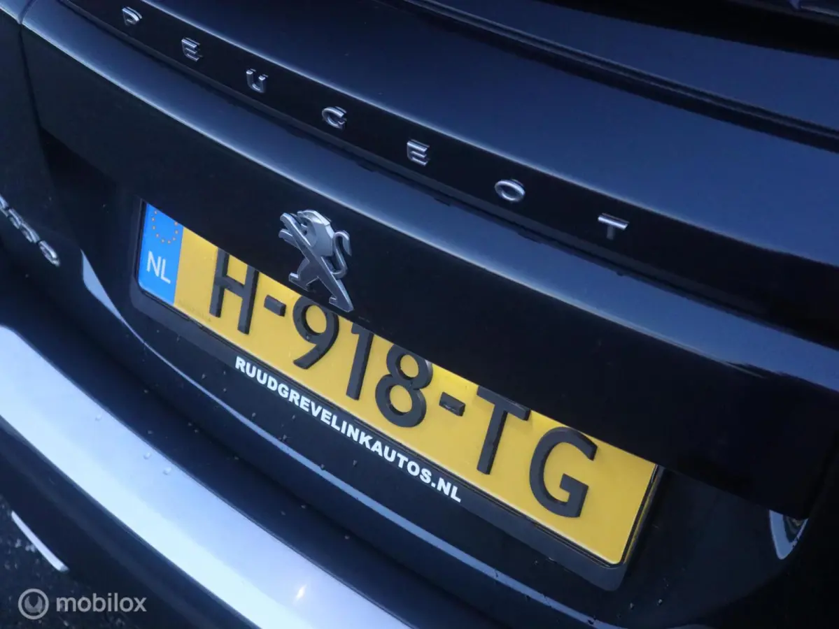 1.2 PT 131 PK H6 Allure Navi|Camera|3D Cockpit|LED|1/2Leer|Carplay|DonkerGlas