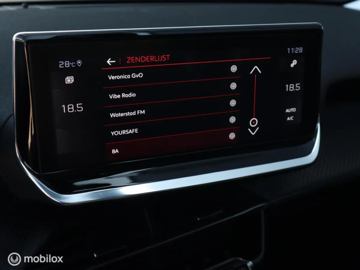 1.2 PT 131 PK H6 Allure Navi|Camera|3D Cockpit|LED|1/2Leer|Carplay|DonkerGlas