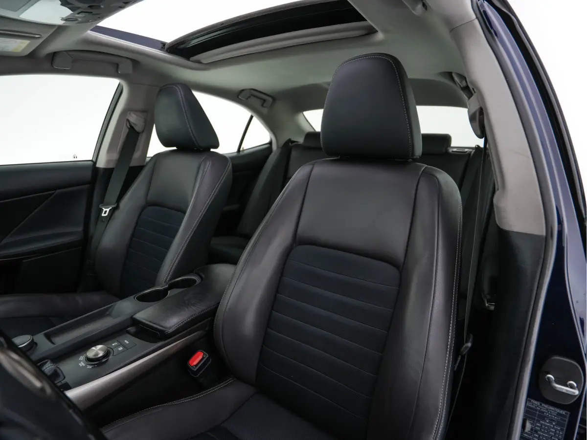 300h Hybrid Business Line Aut. *PANO | LEATHER-MICROFIBRE | FULL-LED | NAVI-FULLMAP | HEATED-COMFORTSEATS | CAMERA | ECC | SHIFT-PADDLES | PDC | CRUISE | 17''ALU*