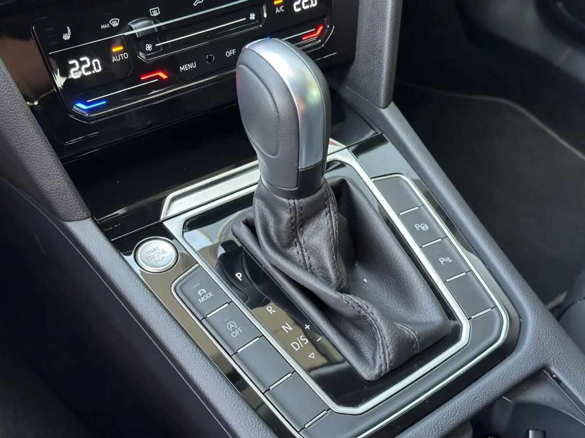 2.0 TSI 190pk DSG Elegance | Camera | Trekhaak | Dode hoek | Adapt. Cruise | Rijklaar incl. garantie