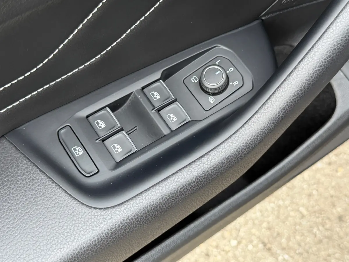 2.0 TSI 190pk DSG Elegance | Camera | Trekhaak | Dode hoek | Adapt. Cruise | Rijklaar incl. garantie