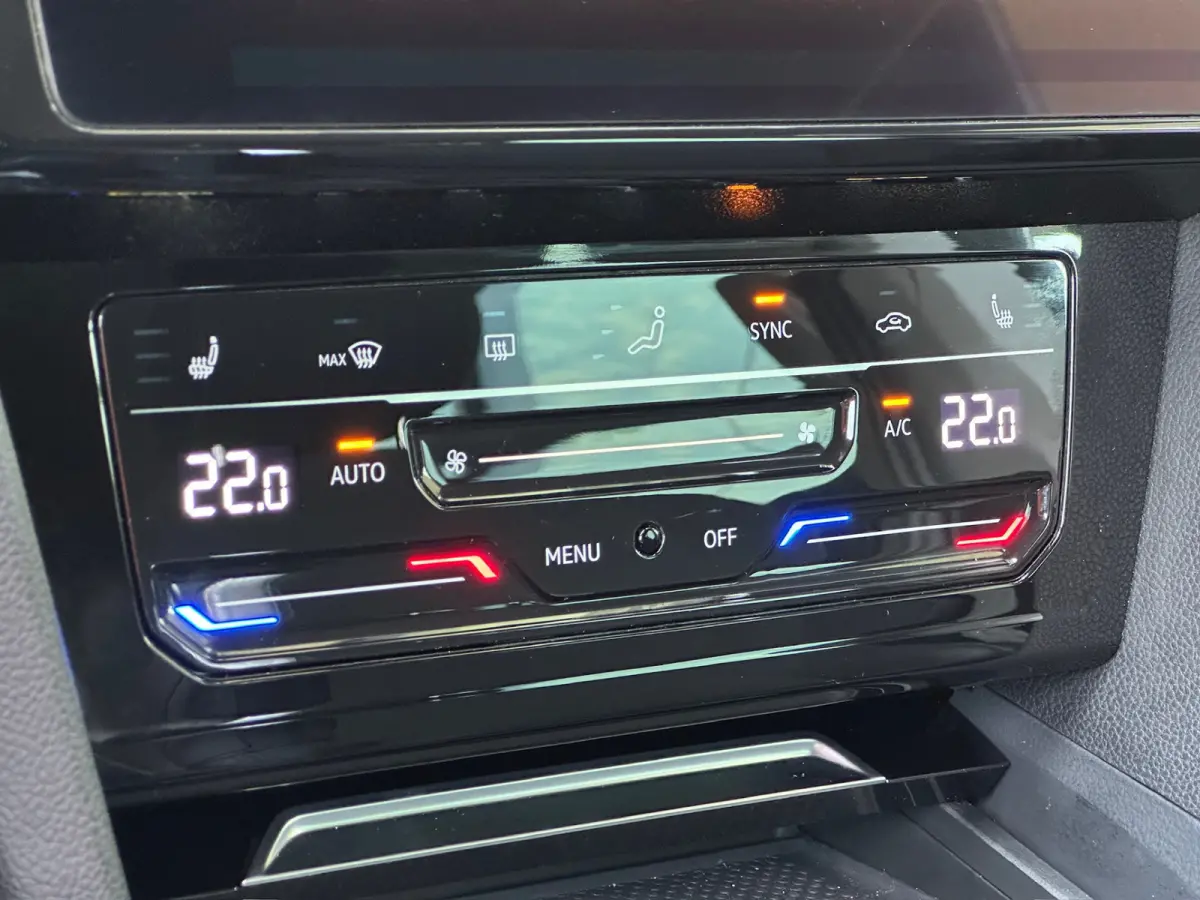 2.0 TSI 190pk DSG Elegance | Camera | Trekhaak | Dode hoek | Adapt. Cruise | Rijklaar incl. garantie
