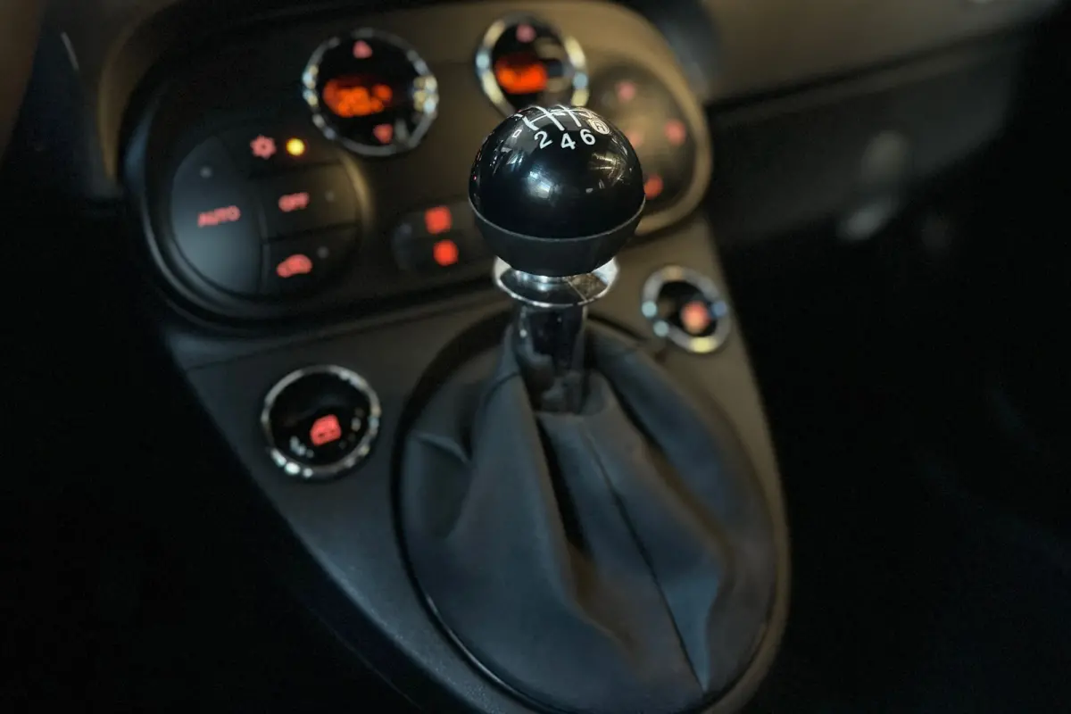 1.0 Hybrid Club, inclusief 1 Jaar Autotrust garantie !