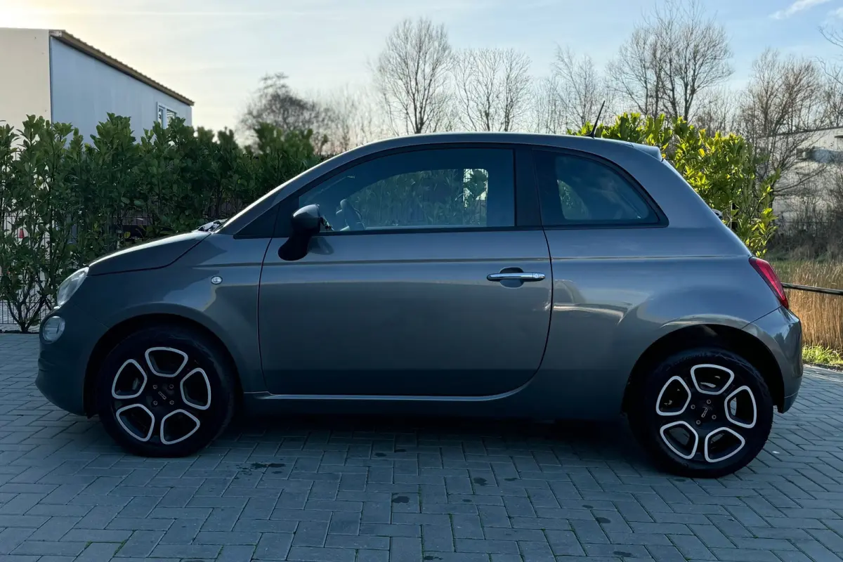 1.0 Hybrid Club, inclusief 1 Jaar Autotrust garantie !