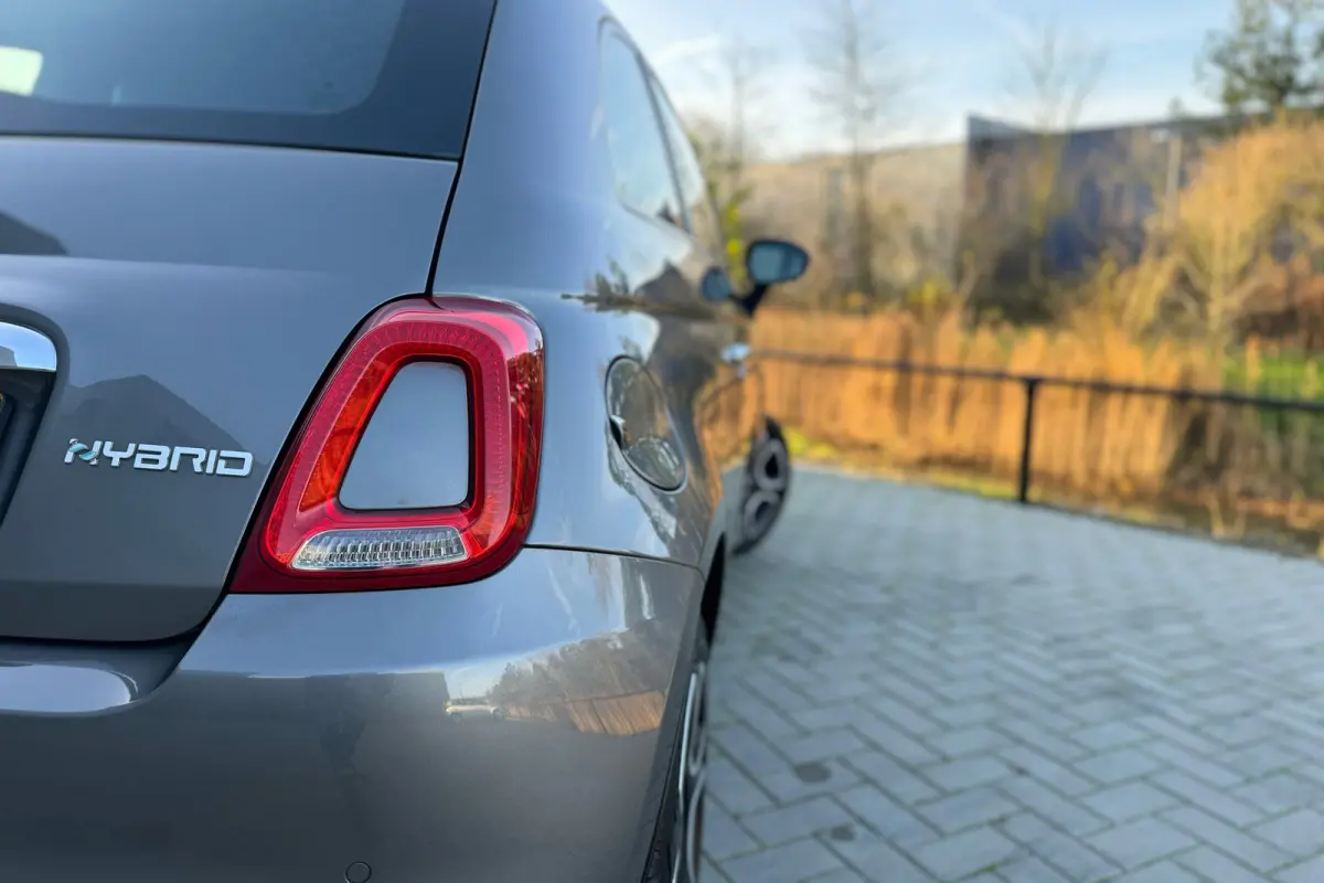 1.0 Hybrid Club, inclusief 1 Jaar Autotrust garantie !