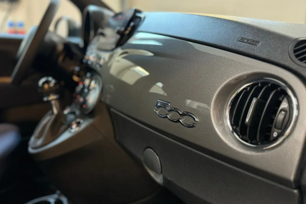 1.0 Hybrid Club, inclusief 1 Jaar Autotrust garantie !