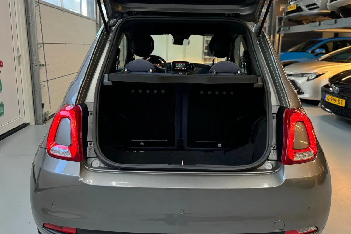 1.0 Hybrid Club, inclusief 1 Jaar Autotrust garantie !