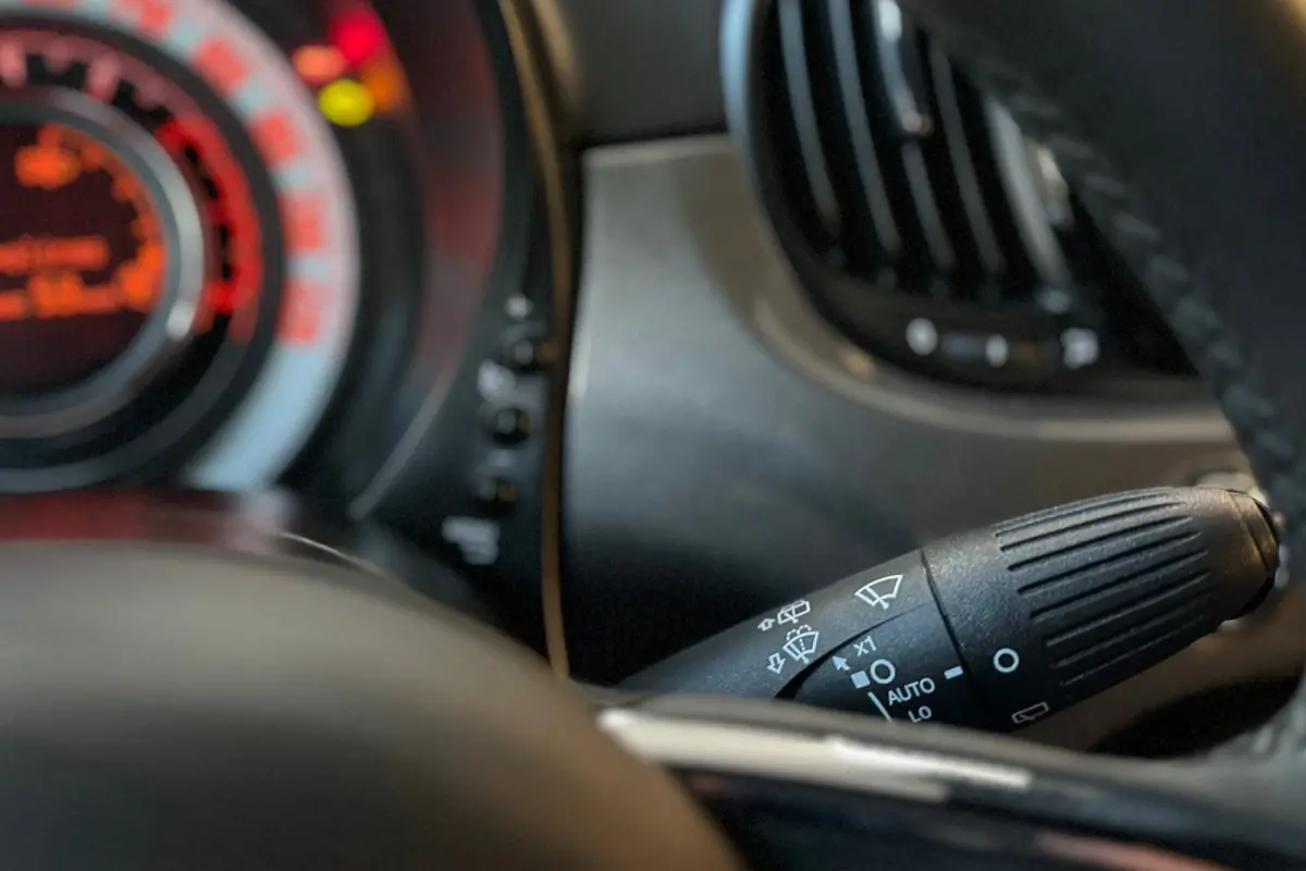 1.0 Hybrid Club, inclusief 1 Jaar Autotrust garantie !