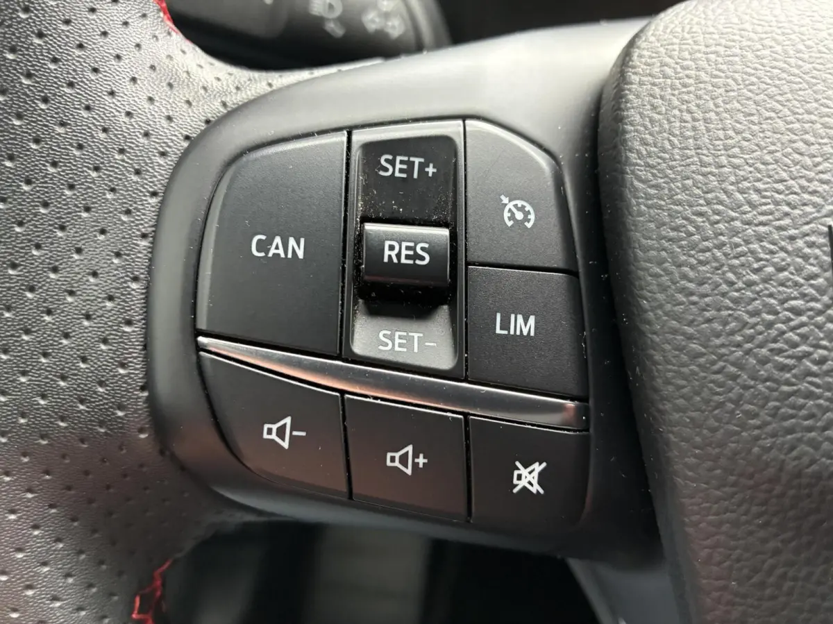 1.0 EcoBoost Hybrid 125 PK ST-Line | NAVI | CARPLAY | WINTER PAKKET | 74000 KM!!!