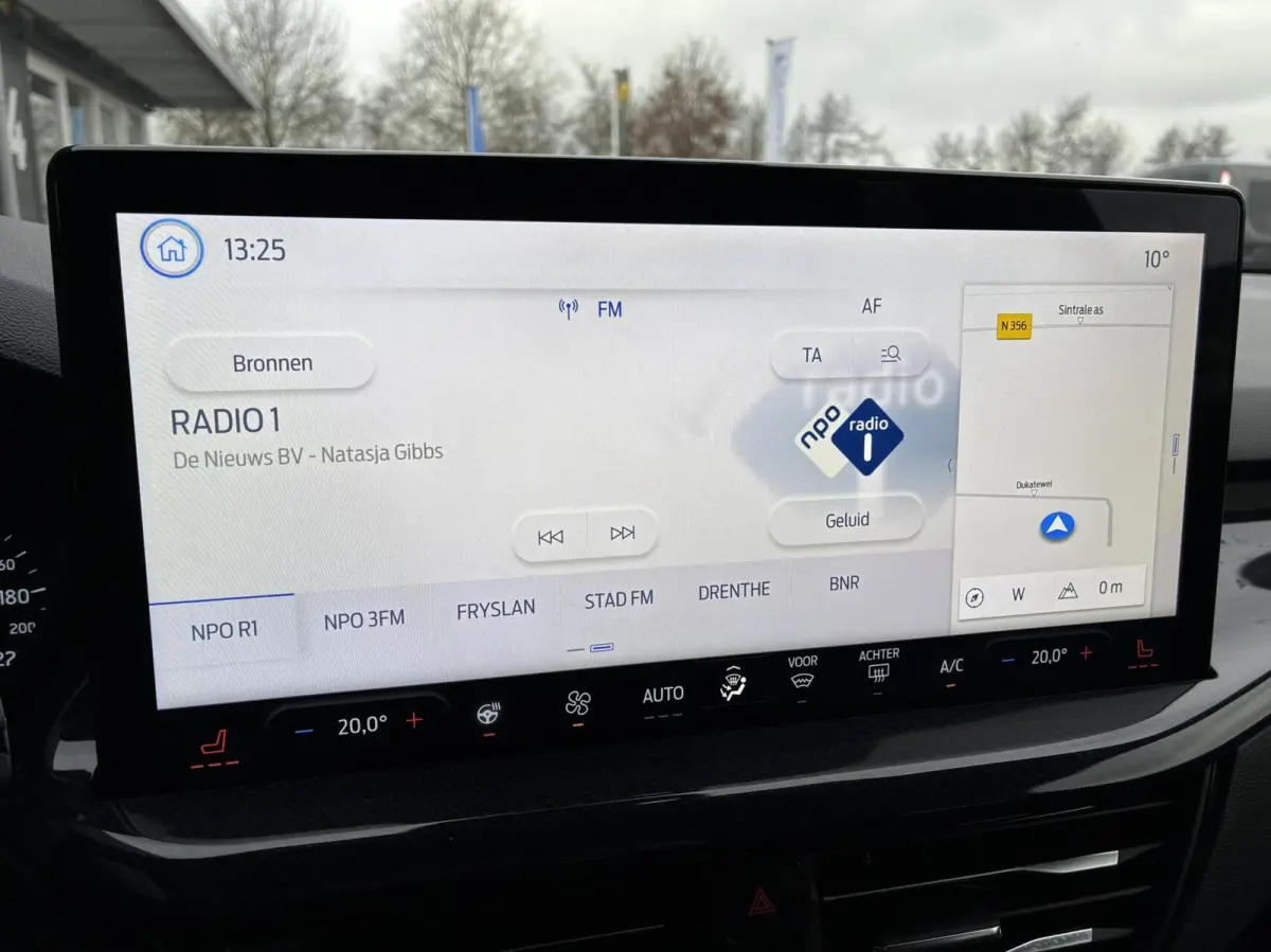 1.0 EcoBoost Hybrid 125 PK ST-Line | NAVI | CARPLAY | WINTER PAKKET | 74000 KM!!!