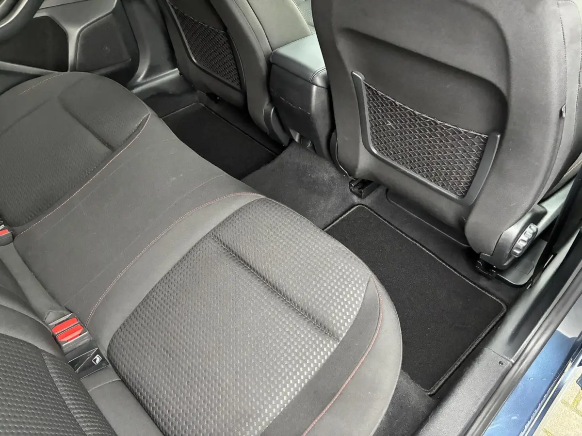 1.0 EcoBoost Hybrid 125 PK ST-Line | NAVI | CARPLAY | WINTER PAKKET | 74000 KM!!!