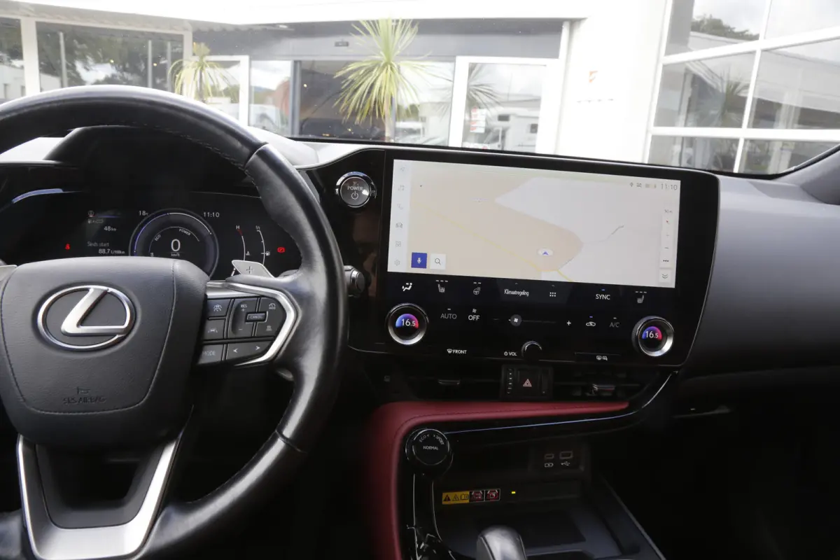 350h*Fabrieksg.t/m06-2032!*1ste Eig.*Perfect Lexus Onderh.*BTW*ACC/360Camera/Stoelverw./Stuurwielverw./Leder/Dodehoek/Apple Carplay-Android/Keyless Entry+Go/Parkeersens.V+A/18 inch LM*