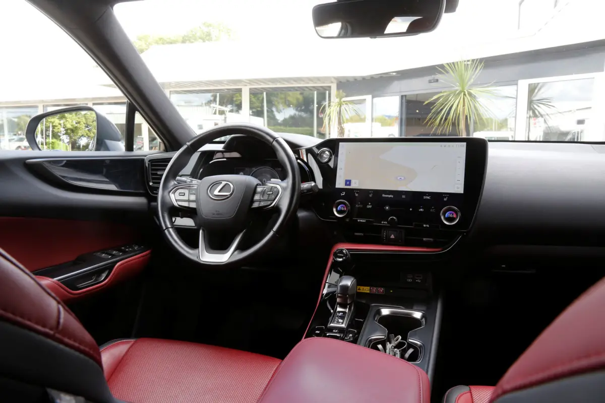 350h*Fabrieksg.t/m06-2032!*1ste Eig.*Perfect Lexus Onderh.*BTW*ACC/360Camera/Stoelverw./Stuurwielverw./Leder/Dodehoek/Apple Carplay-Android/Keyless Entry+Go/Parkeersens.V+A/18 inch LM*
